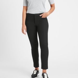 Banana Republic Curvy Mid-Rise Skinny Sloan Pant